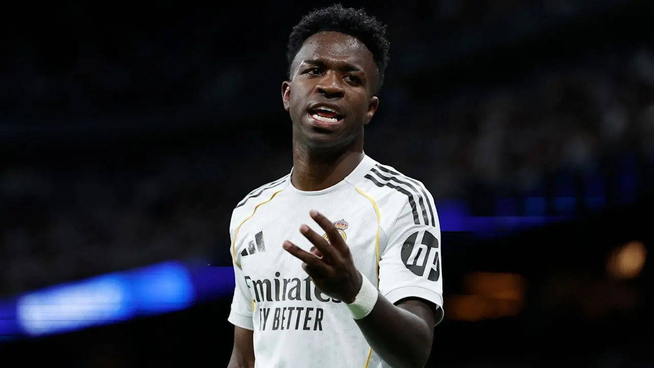 Real Madrid: Gigantischer Transfer von Vinicius Jr.? Rekord-Zahlen stehen im Raum!