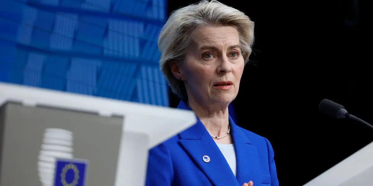 Ursula von der Leyen: Politikerin sagt Reisen wegen Lungenentzündung ab
