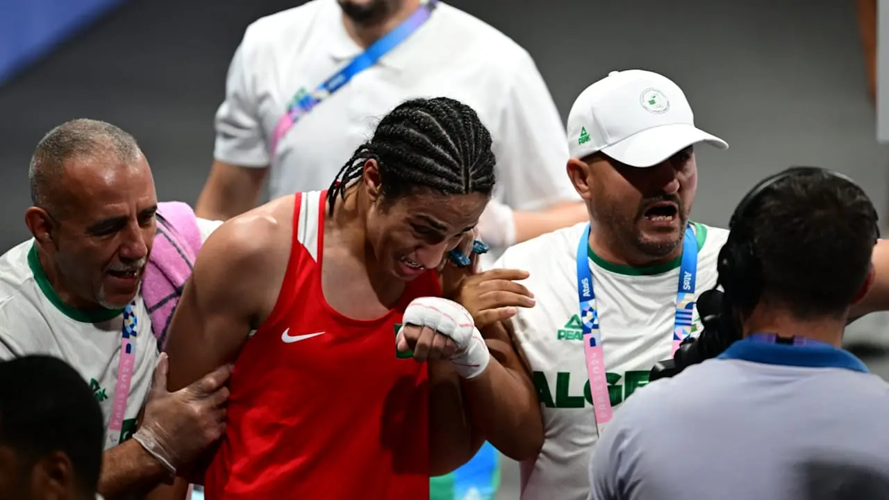 Olympia 2024: „Männliche“ Boxerin Imane Khelif im Olympia-Halbfinale